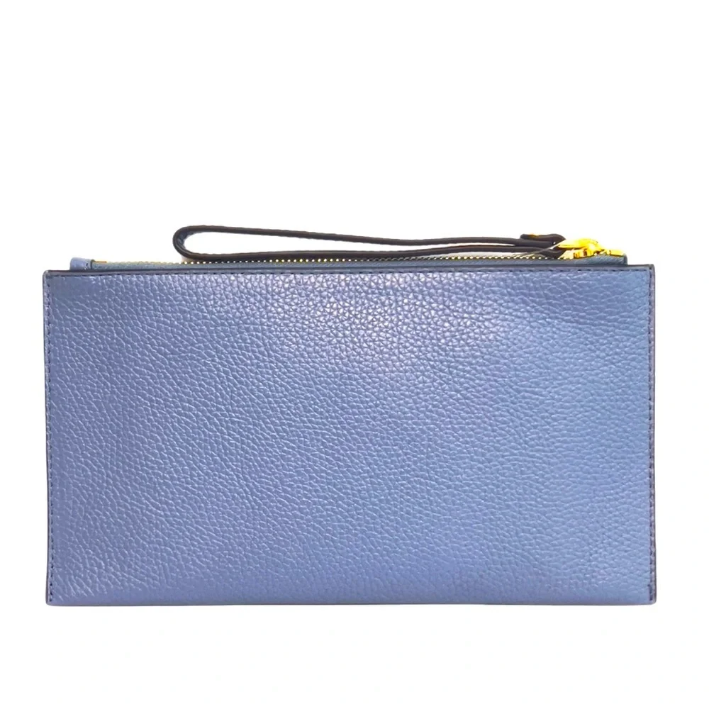 🆕NWT Michael Kors Large Leather Wristlet in Denim Blue